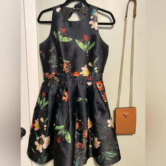 RW&CO. Black Floral Dress fit and flare with bow accent - 6 - Picture 2 of 11